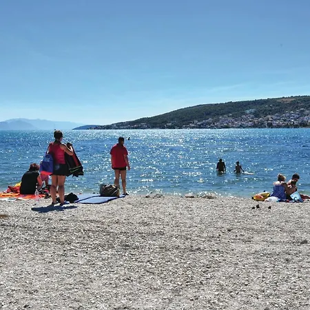 公寓 Awesome Apartment In Trogir With Wifi 特罗吉尔