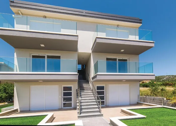 Three-bedroom In * Trogir