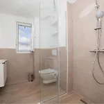 شقة Three-bedroom In *