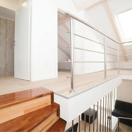 Daire Three-bedroom In Trogir